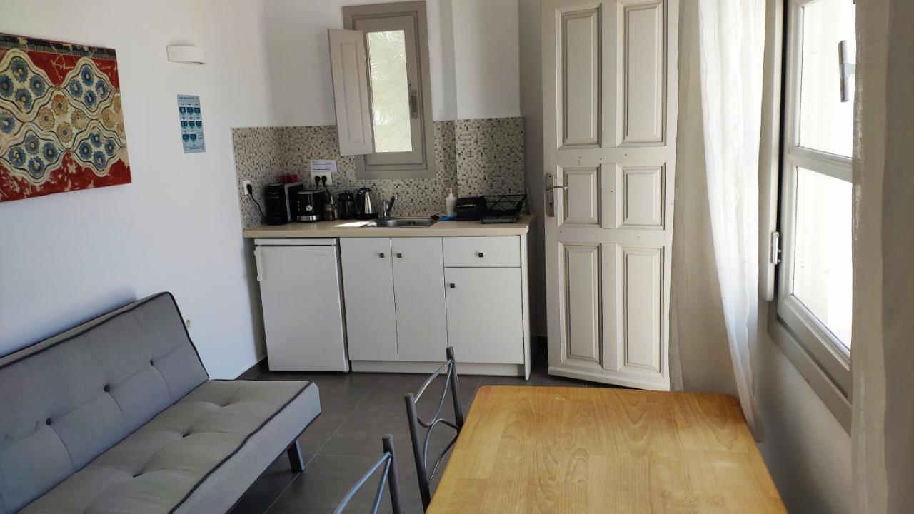 Apartment For 2-3 People Megalochori  Exteriör bild
